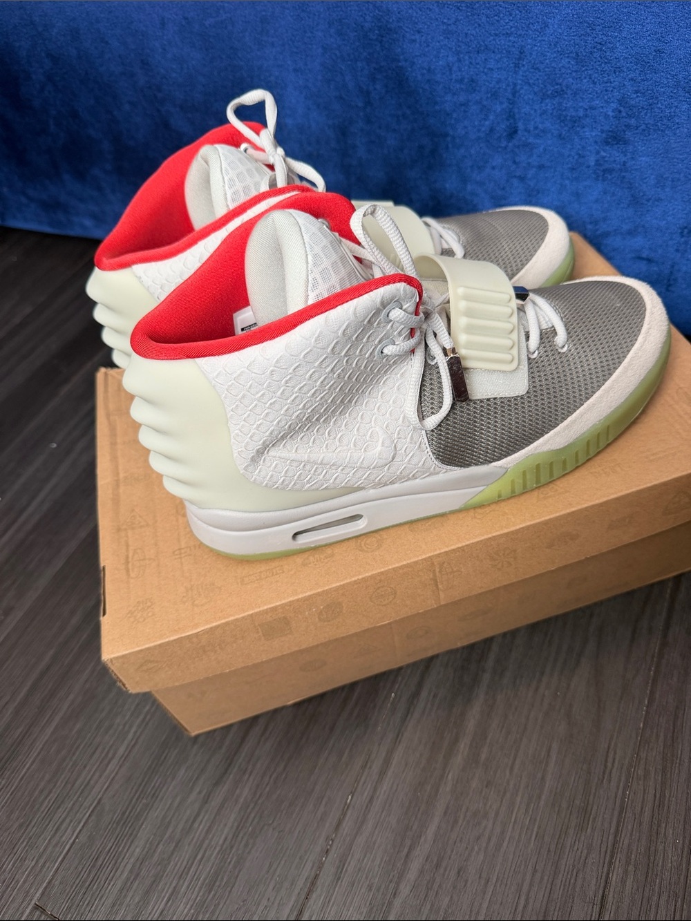 NIKE YEEZY Gray Sneakers with Red Lining and Lime-Green Sole - Picture 4 of 8